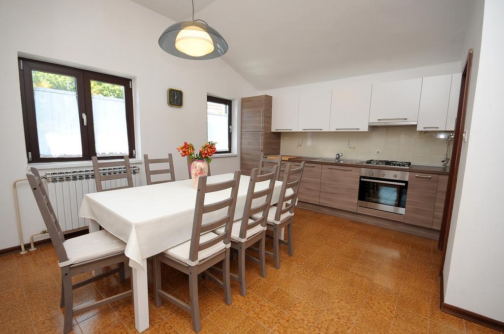 Apartament Vv Pula Pokoj fotografie